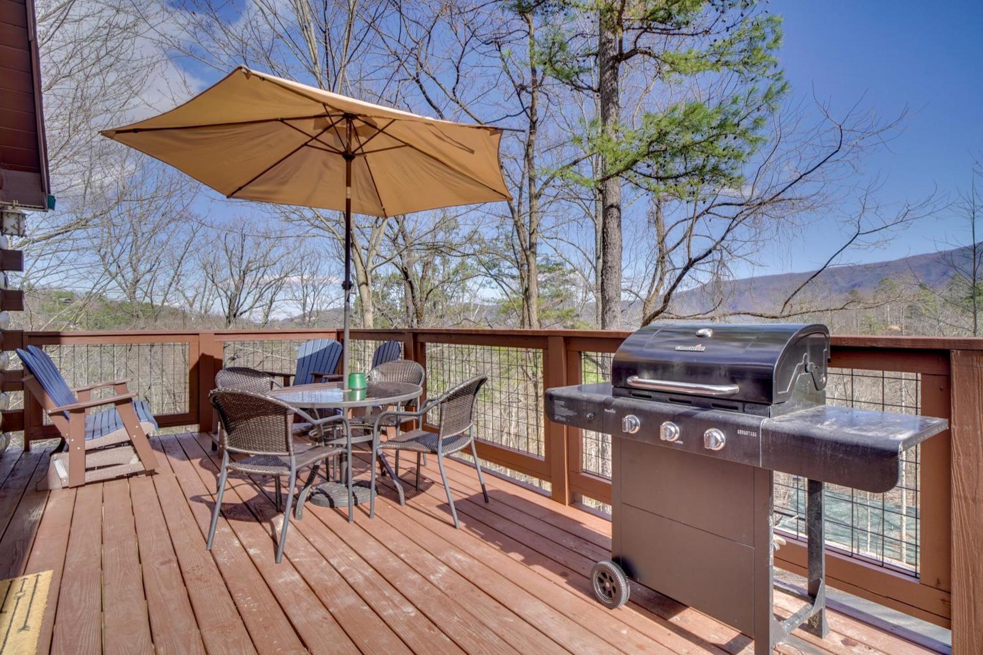 Hatcher Mtn Retreat Sevierville Cabin With Hot Tub! Ngoại thất bức ảnh