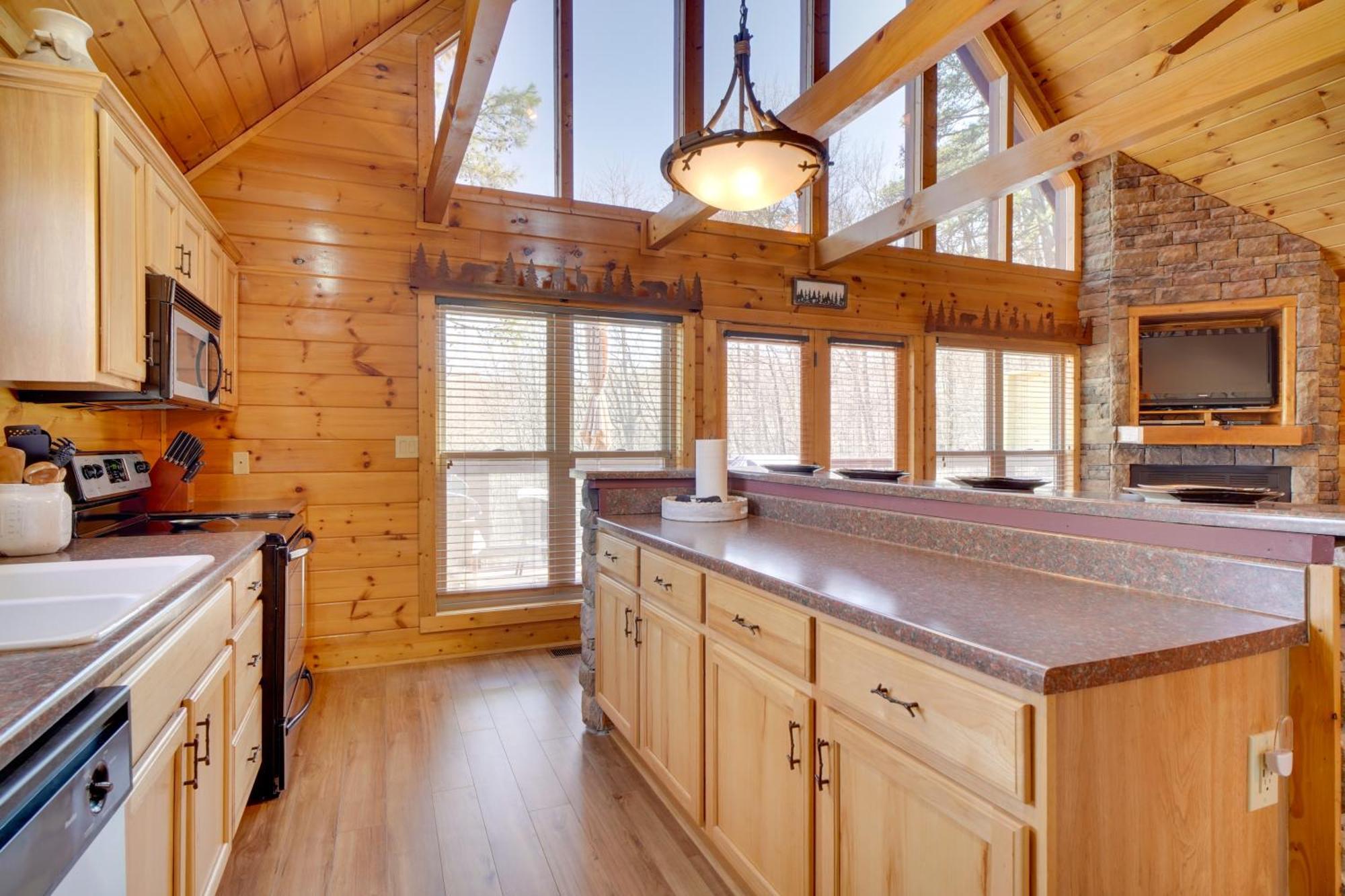 Hatcher Mtn Retreat Sevierville Cabin With Hot Tub! Ngoại thất bức ảnh